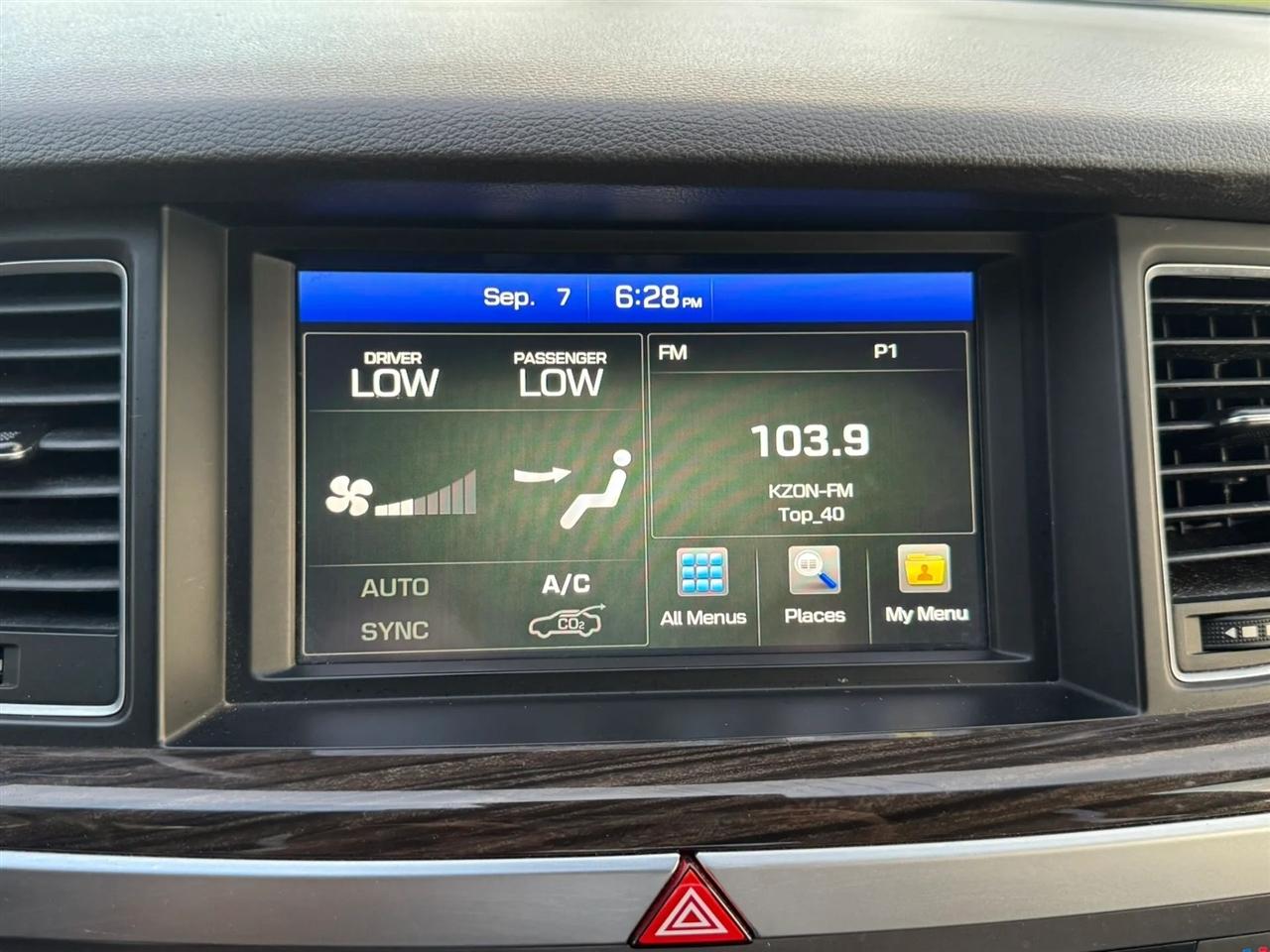Hyundai Genesis 3.8L 2015
