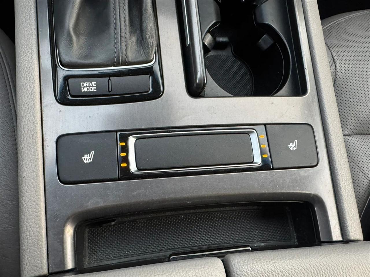 Hyundai Genesis 3.8L 2015