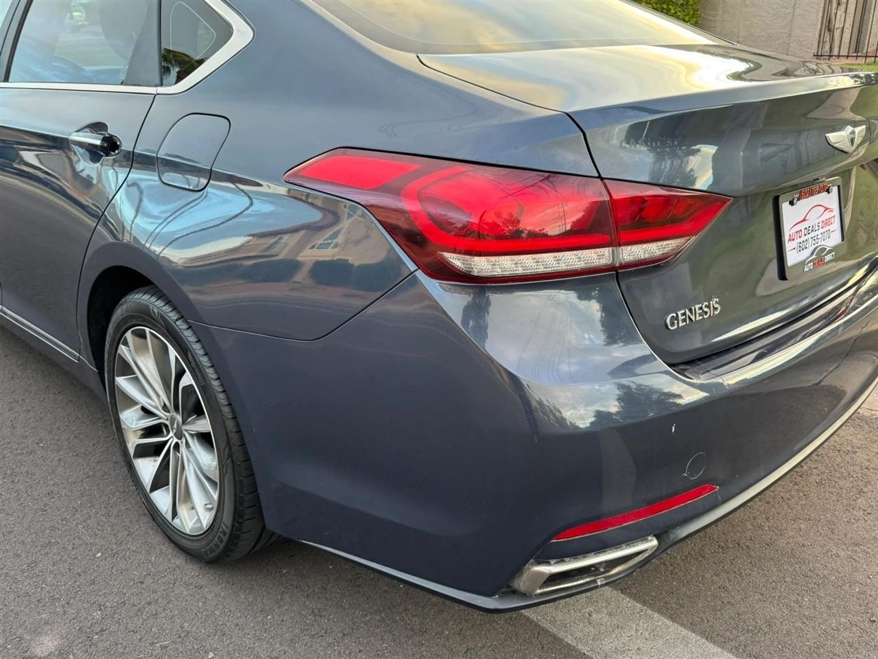 Hyundai Genesis 3.8L 2015