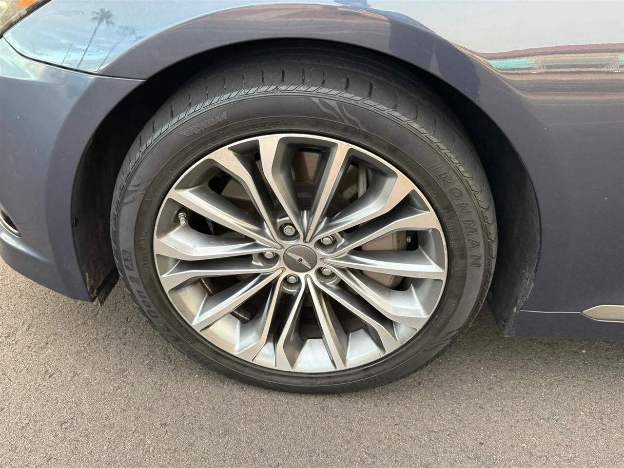 Hyundai Genesis 3.8L 2015
