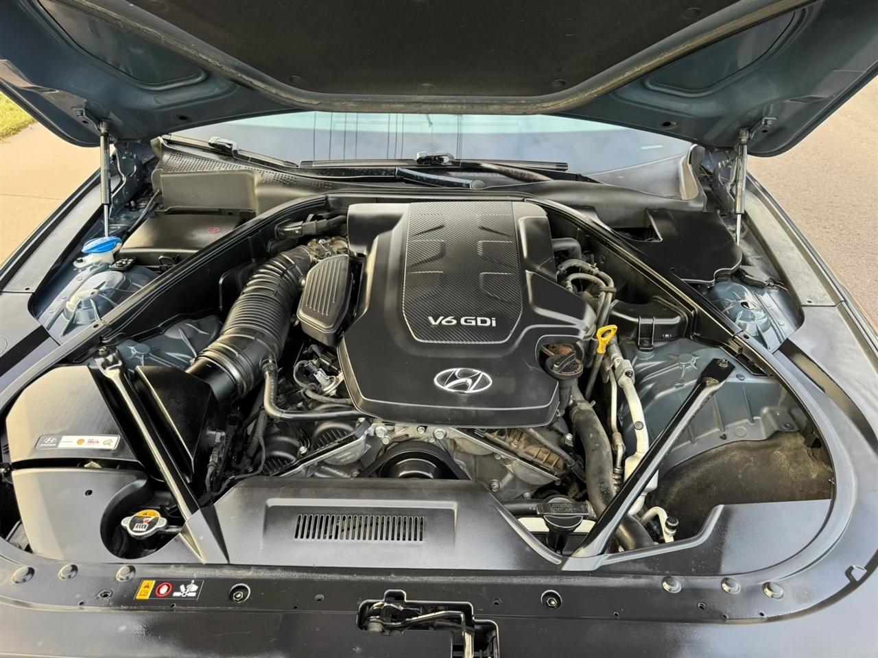 Hyundai Genesis 3.8L 2015