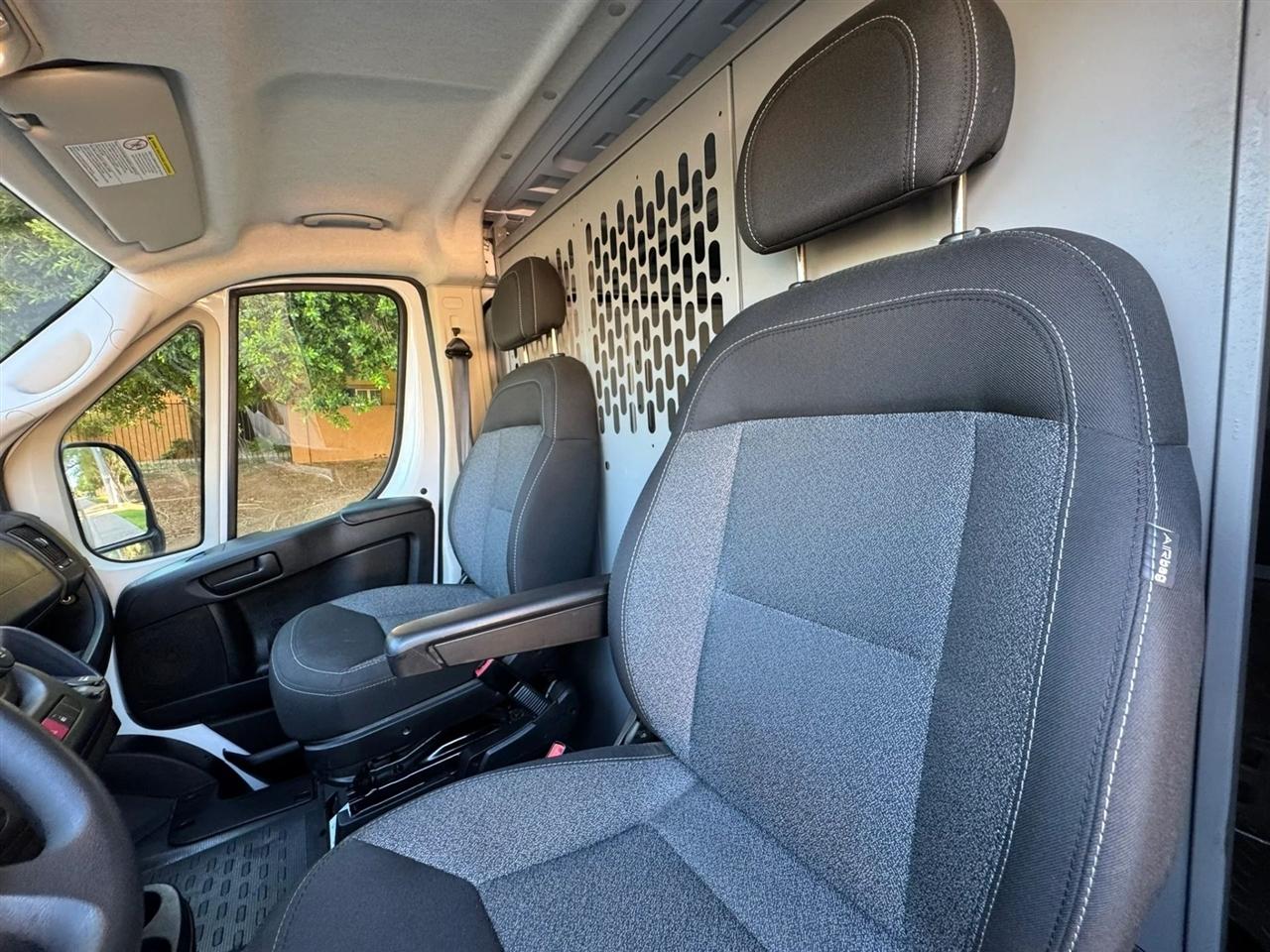 RAM Promaster 1500 Low Roof Tradesman 136-in. WB 2019