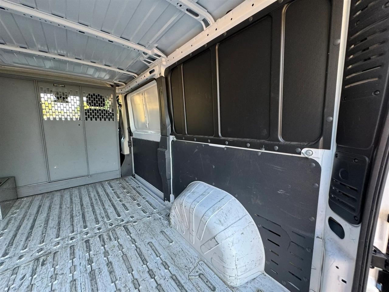 RAM Promaster 1500 Low Roof Tradesman 136-in. WB 2019