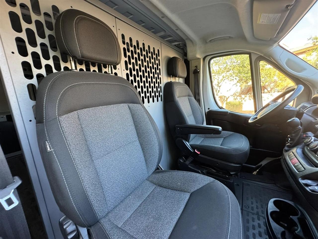 RAM Promaster 1500 Low Roof Tradesman 136-in. WB 2019