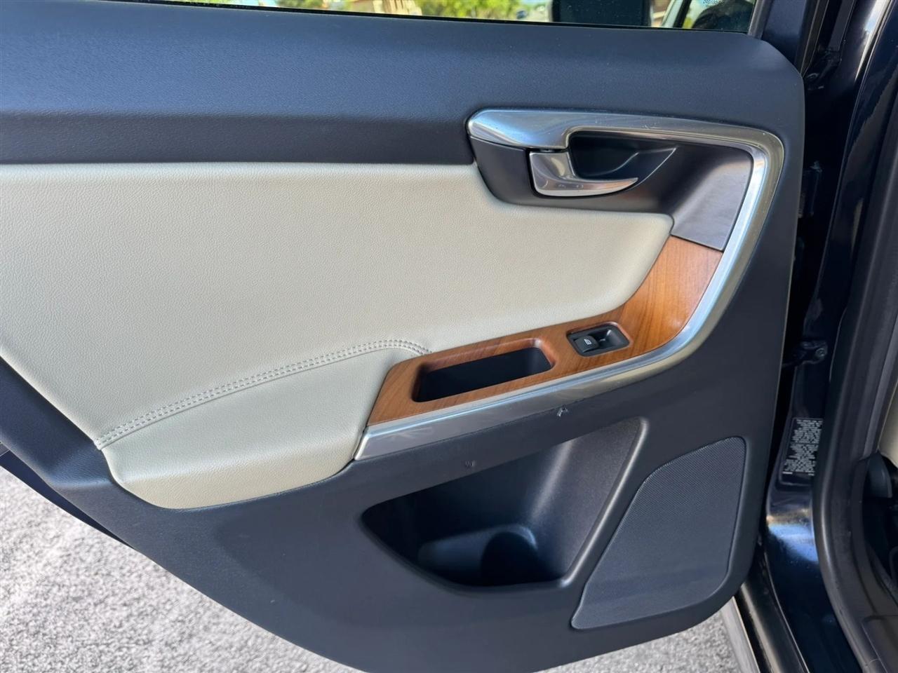 Volvo XC60 T6 Inscription AWD 2017
