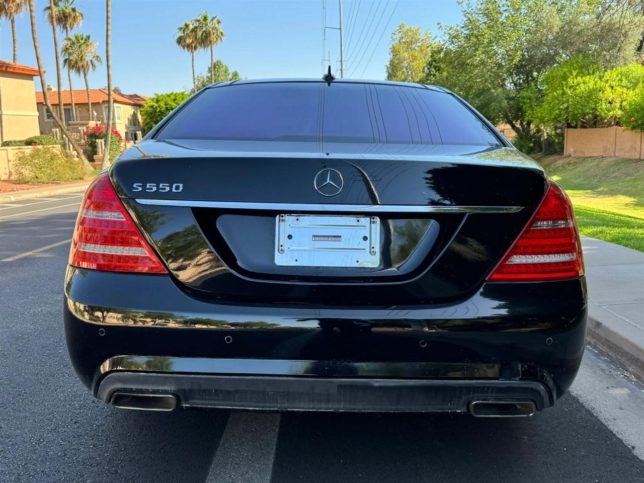 Mercedes-Benz S-Class S550 2012