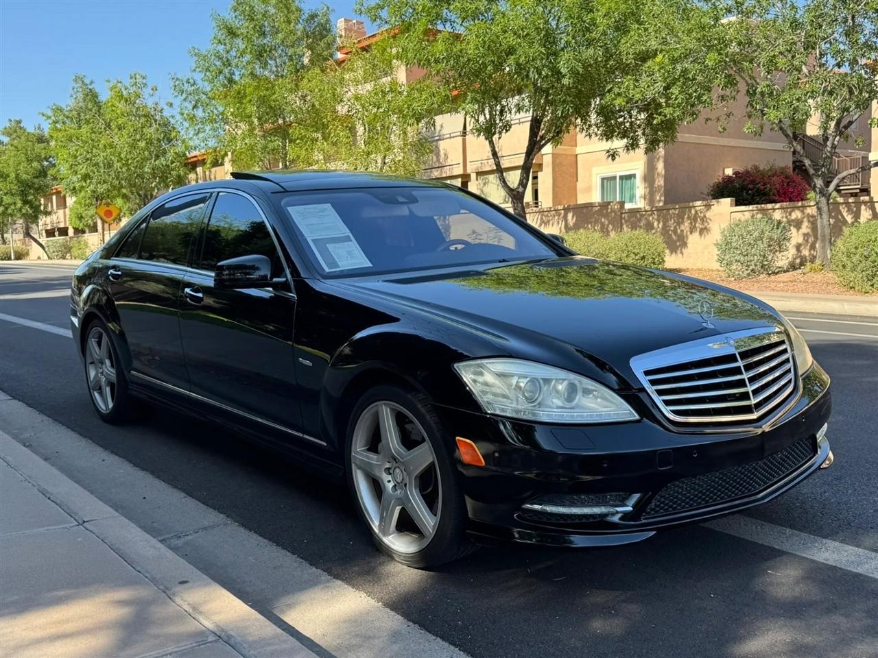 Mercedes-Benz S-Class S550 2012