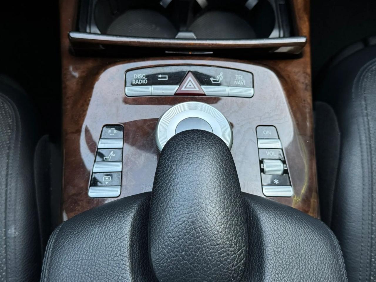 Mercedes-Benz S-Class S550 2012