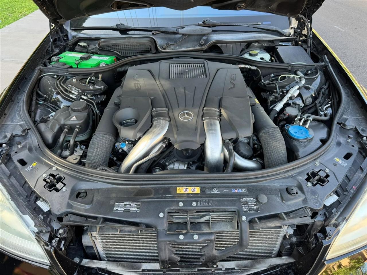 Mercedes-Benz S-Class S550 2012