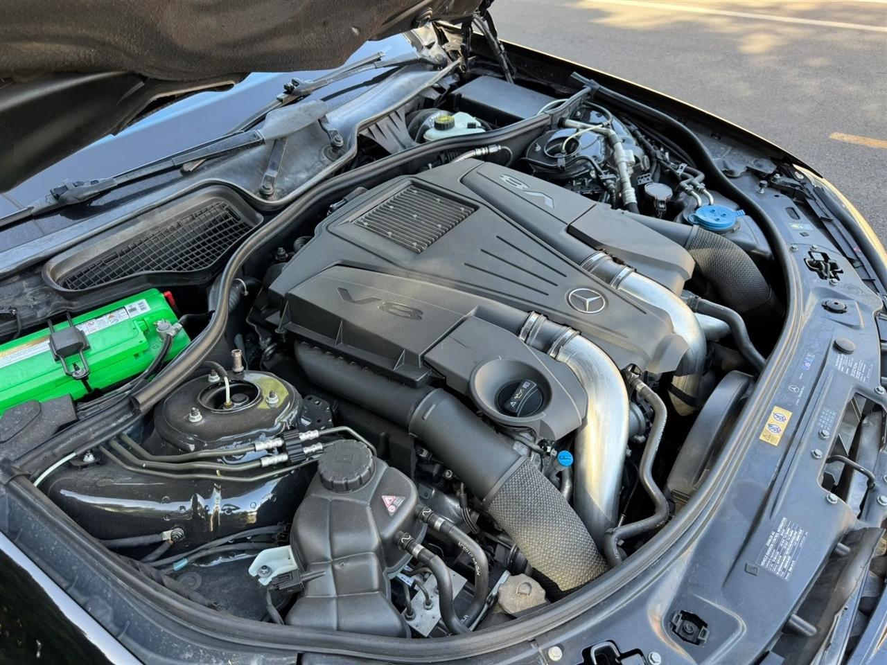 Mercedes-Benz S-Class S550 2012