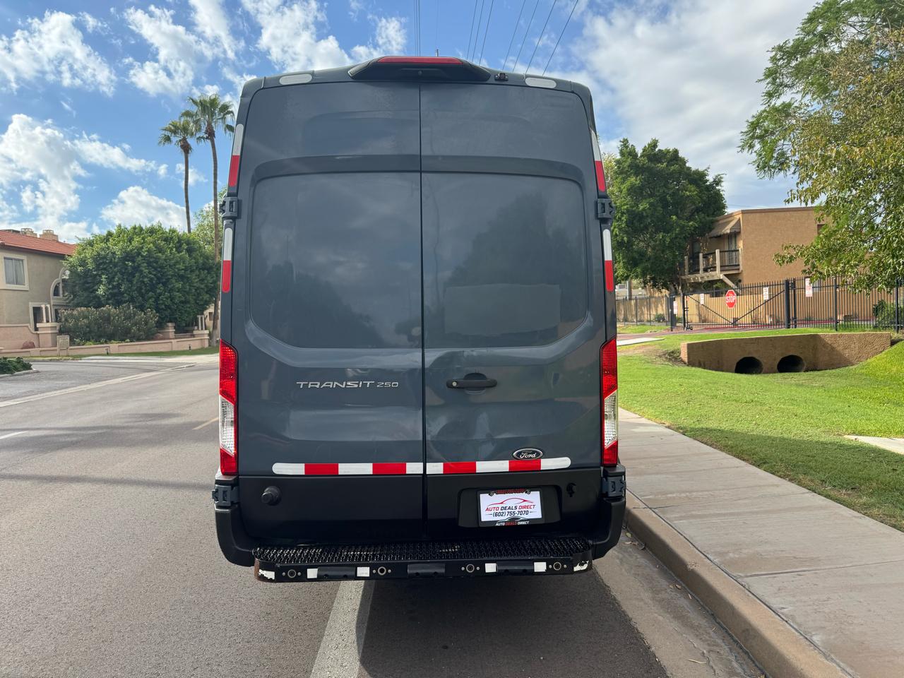 Ford Transit 250 Van High Roof w/Sliding Pass. 148-in. WB EL 2020