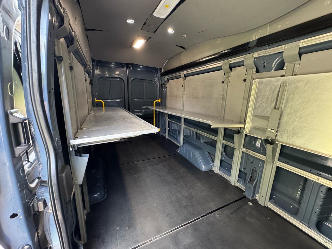 Ford Transit 250 Van High Roof w/Sliding Pass. 148-in. WB EL 2020