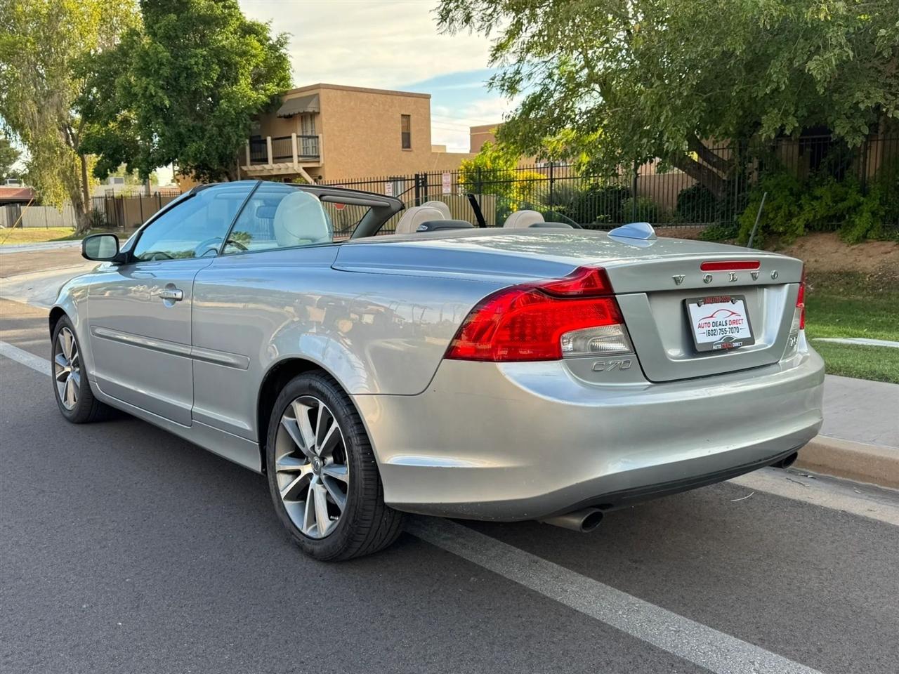 Volvo C70 T5 2011