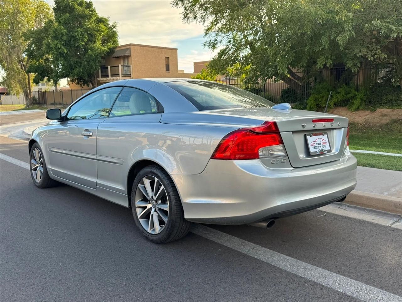 Volvo C70 T5 2011