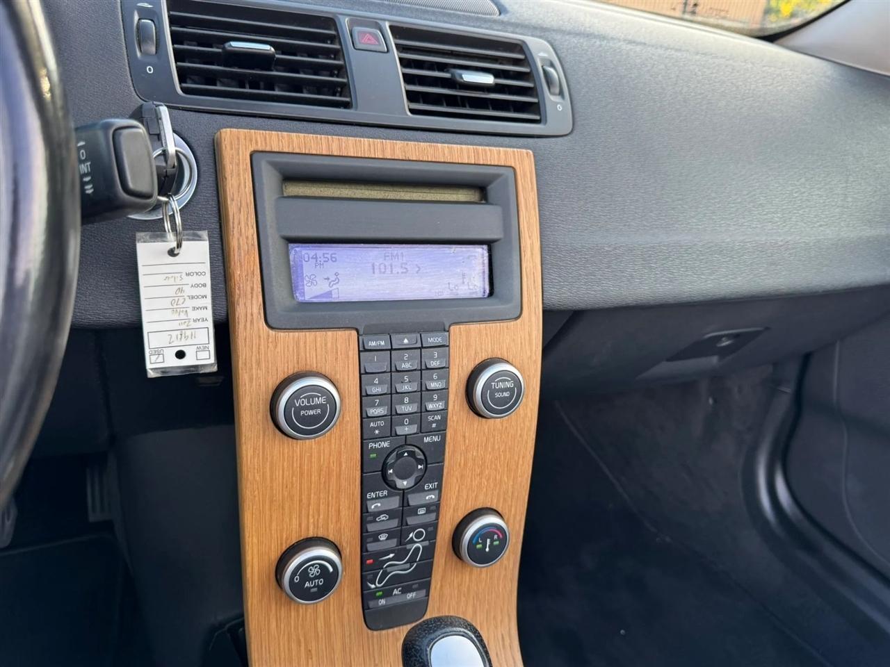 Volvo C70 T5 2011