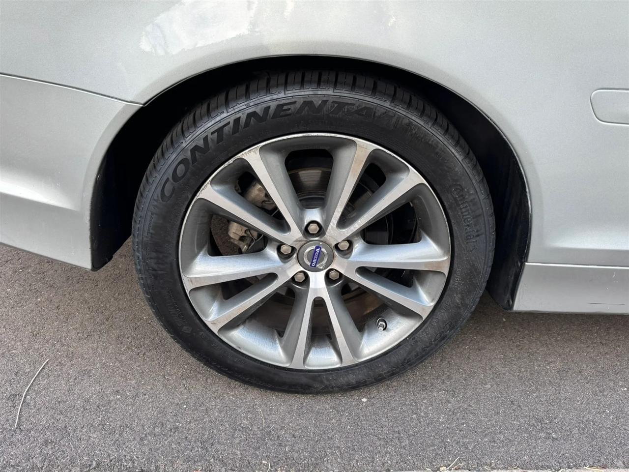 Volvo C70 T5 2011