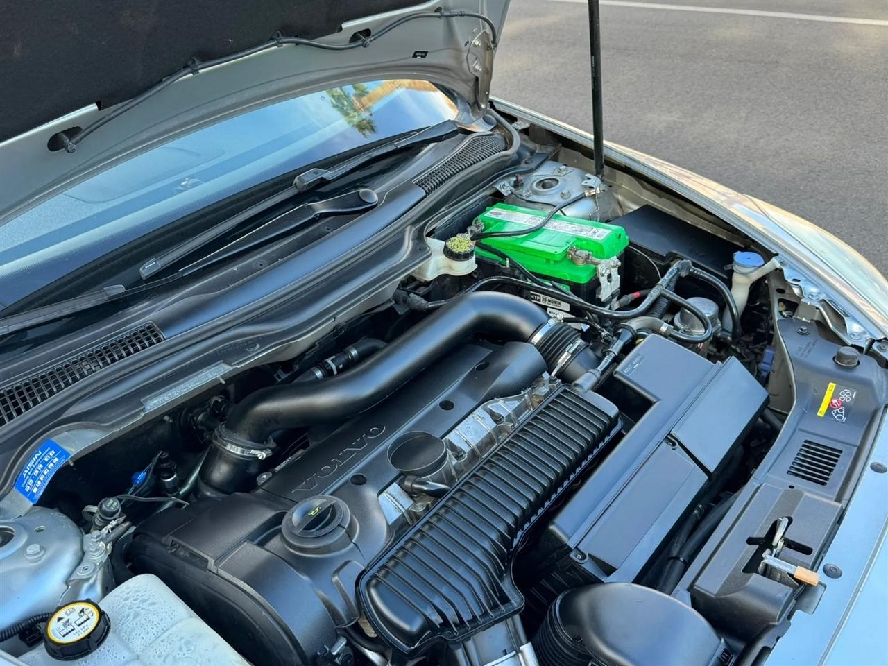 Volvo C70 T5 2011