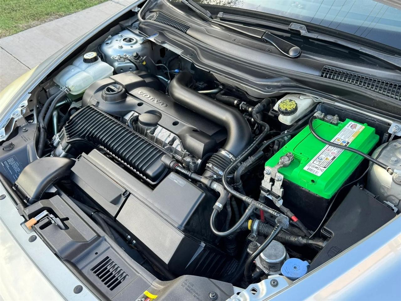 Volvo C70 T5 2011