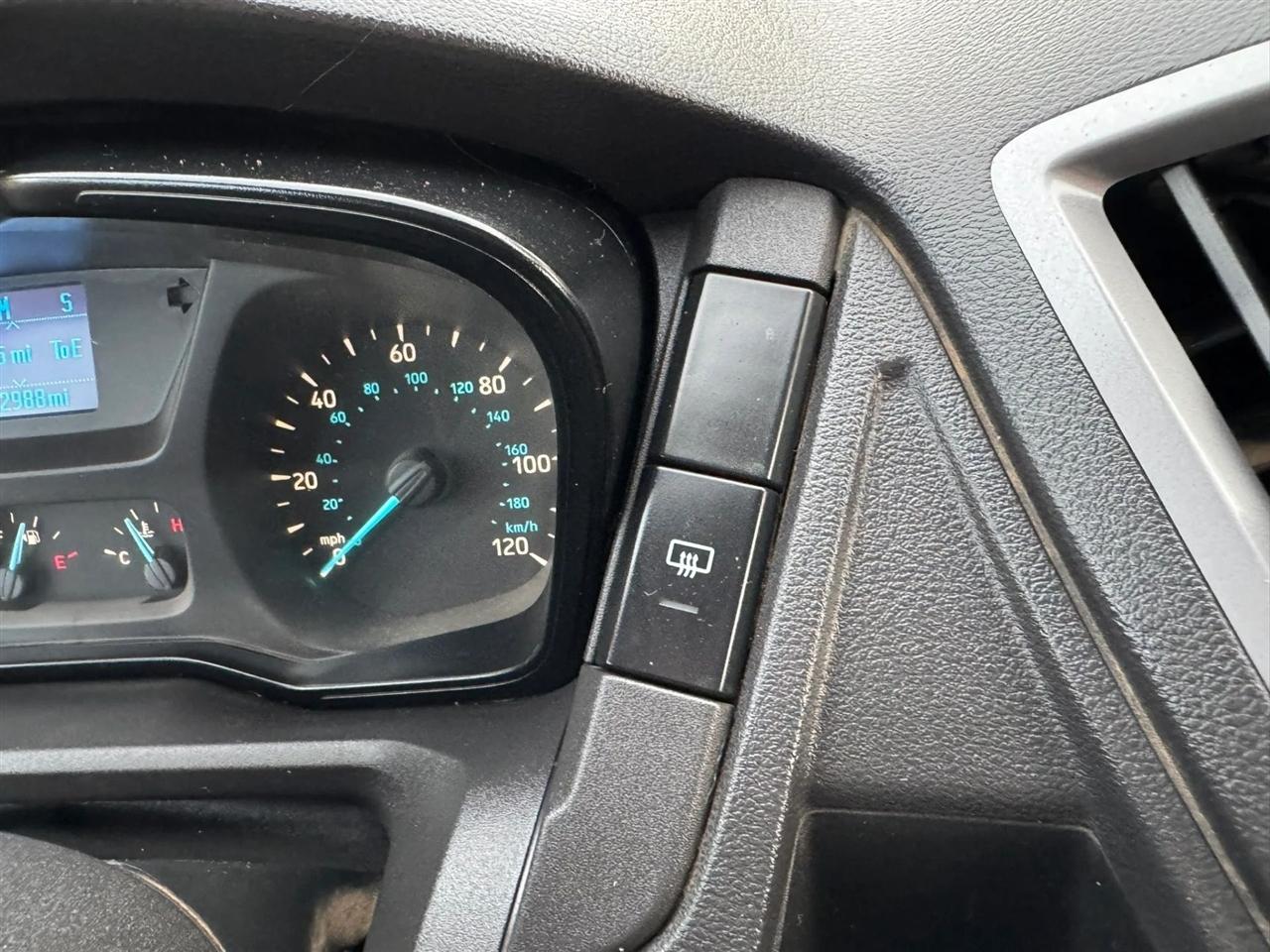 Ford Transit 350 Wagon Low Roof XLT 60/40 Pass. 148-in. WB 2015