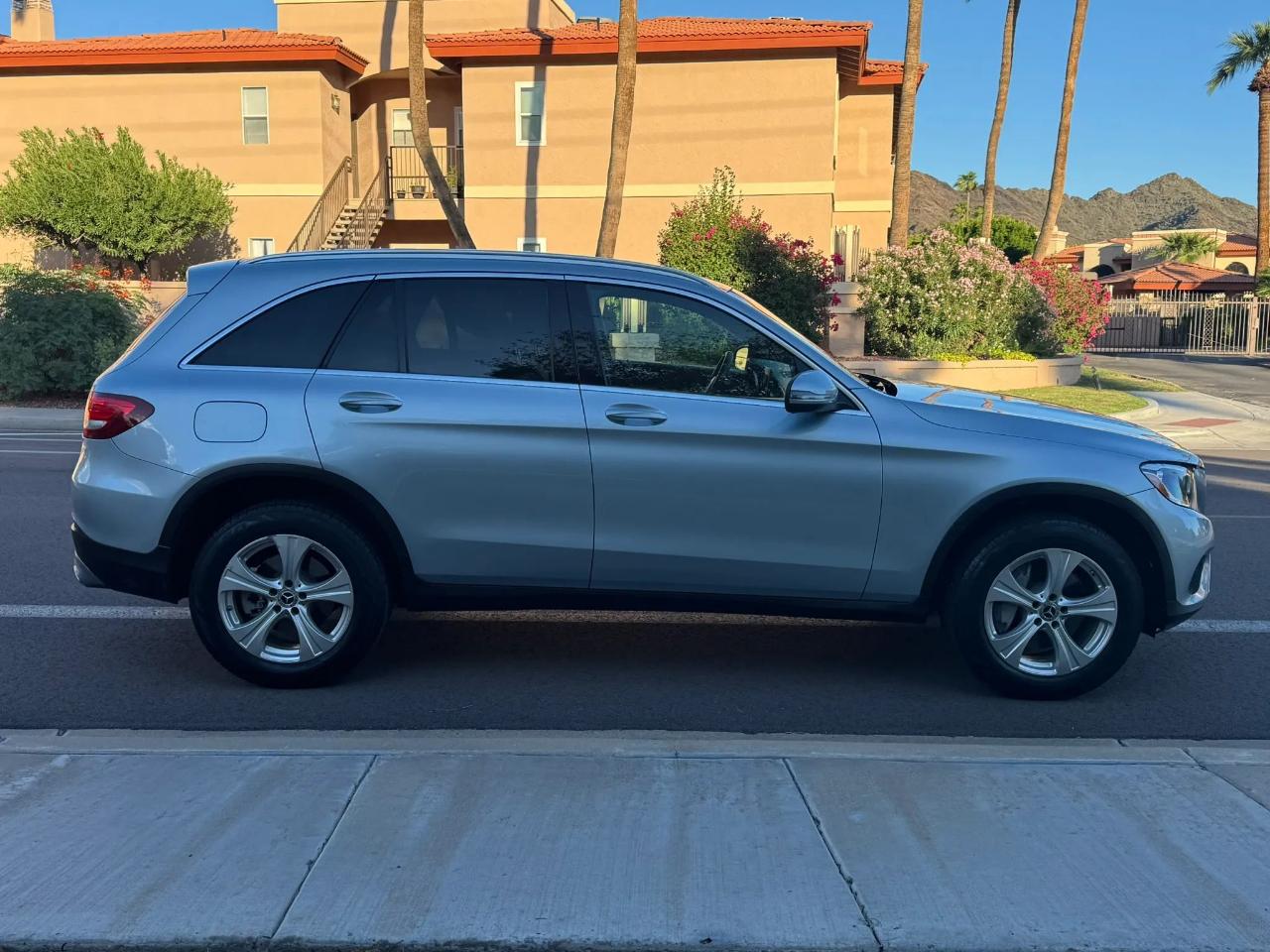 Mercedes-Benz GLC-Class GLC300 2018