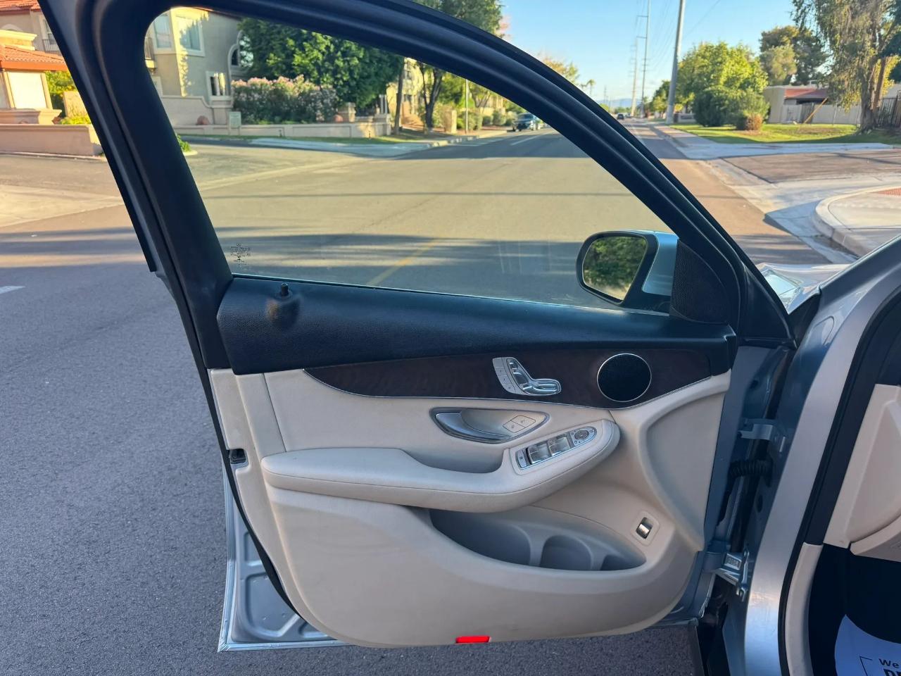 Mercedes-Benz GLC-Class GLC300 2018