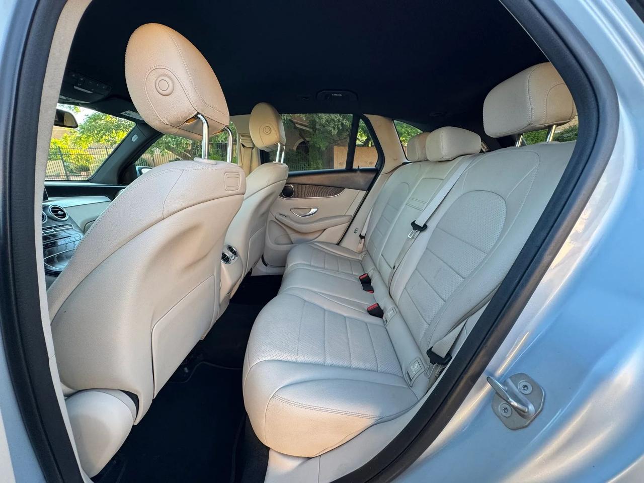 Mercedes-Benz GLC-Class GLC300 2018