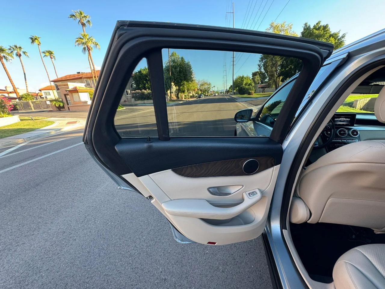 Mercedes-Benz GLC-Class GLC300 2018