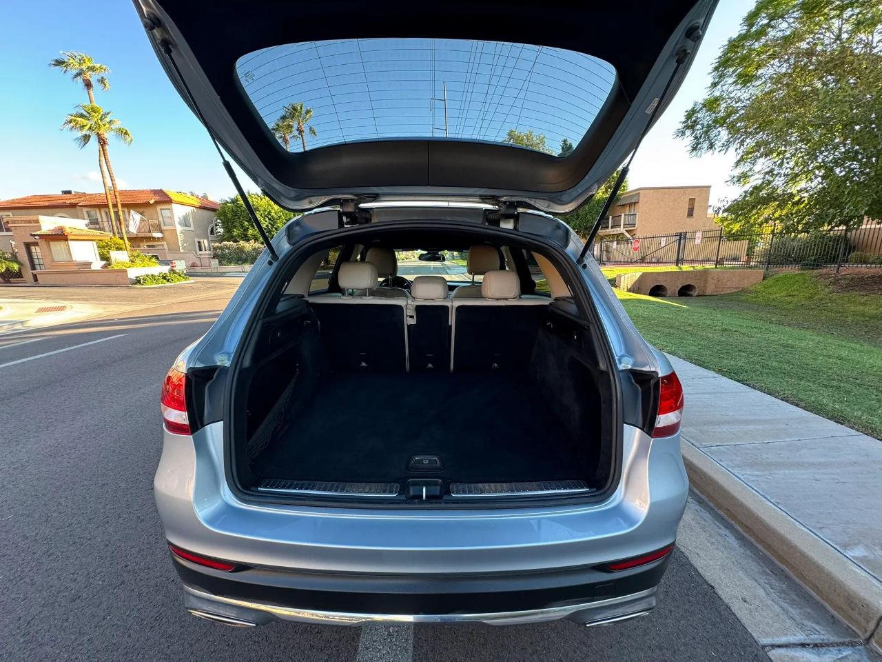Mercedes-Benz GLC-Class GLC300 2018