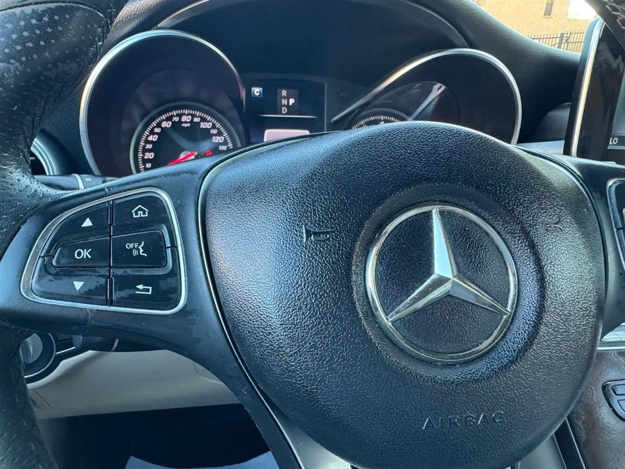 Mercedes-Benz GLC-Class GLC300 2018