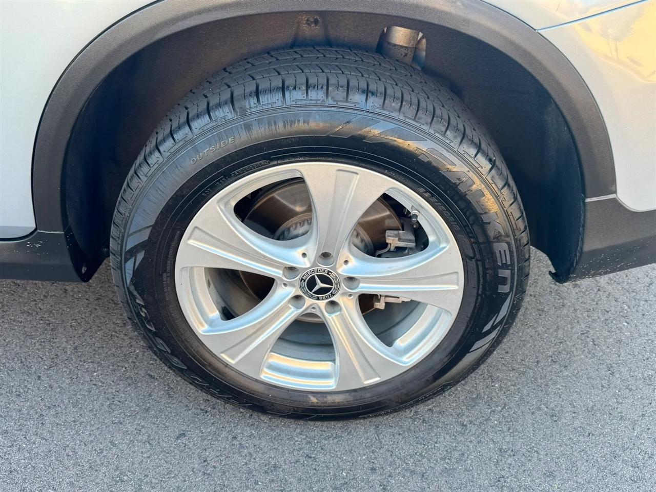 Mercedes-Benz GLC-Class GLC300 2018