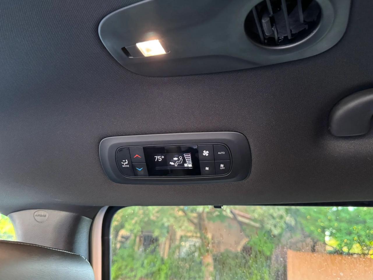 Chrysler Pacifica Select 4D Wagon 2026