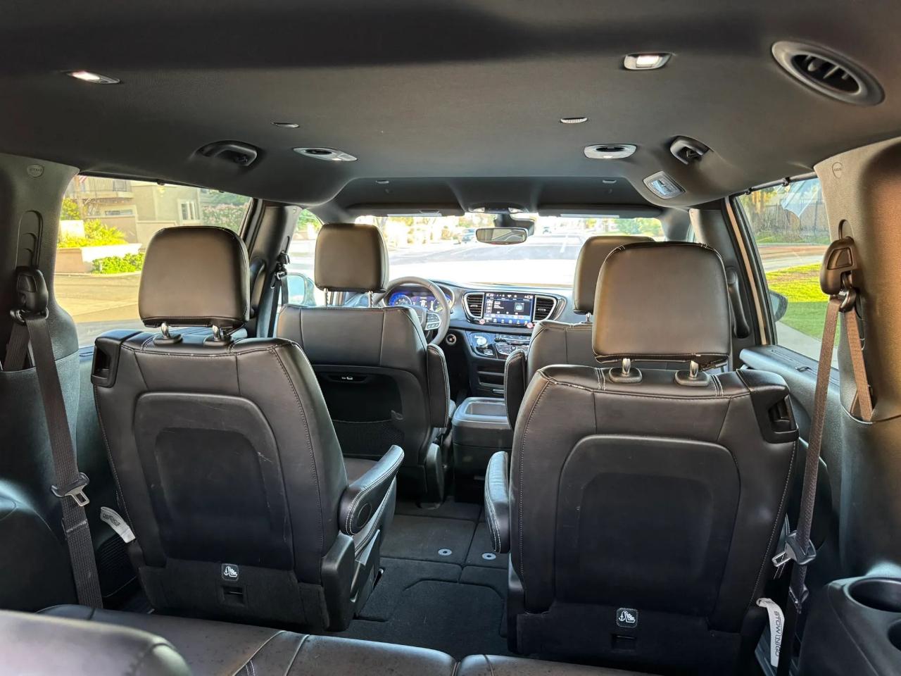 Chrysler Pacifica Select 4D Wagon 2026