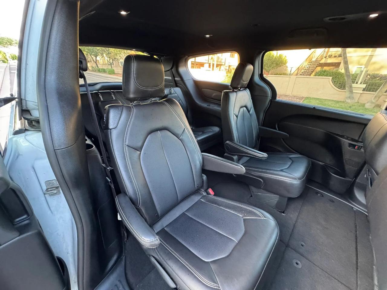 Chrysler Pacifica Select 4D Wagon 2026