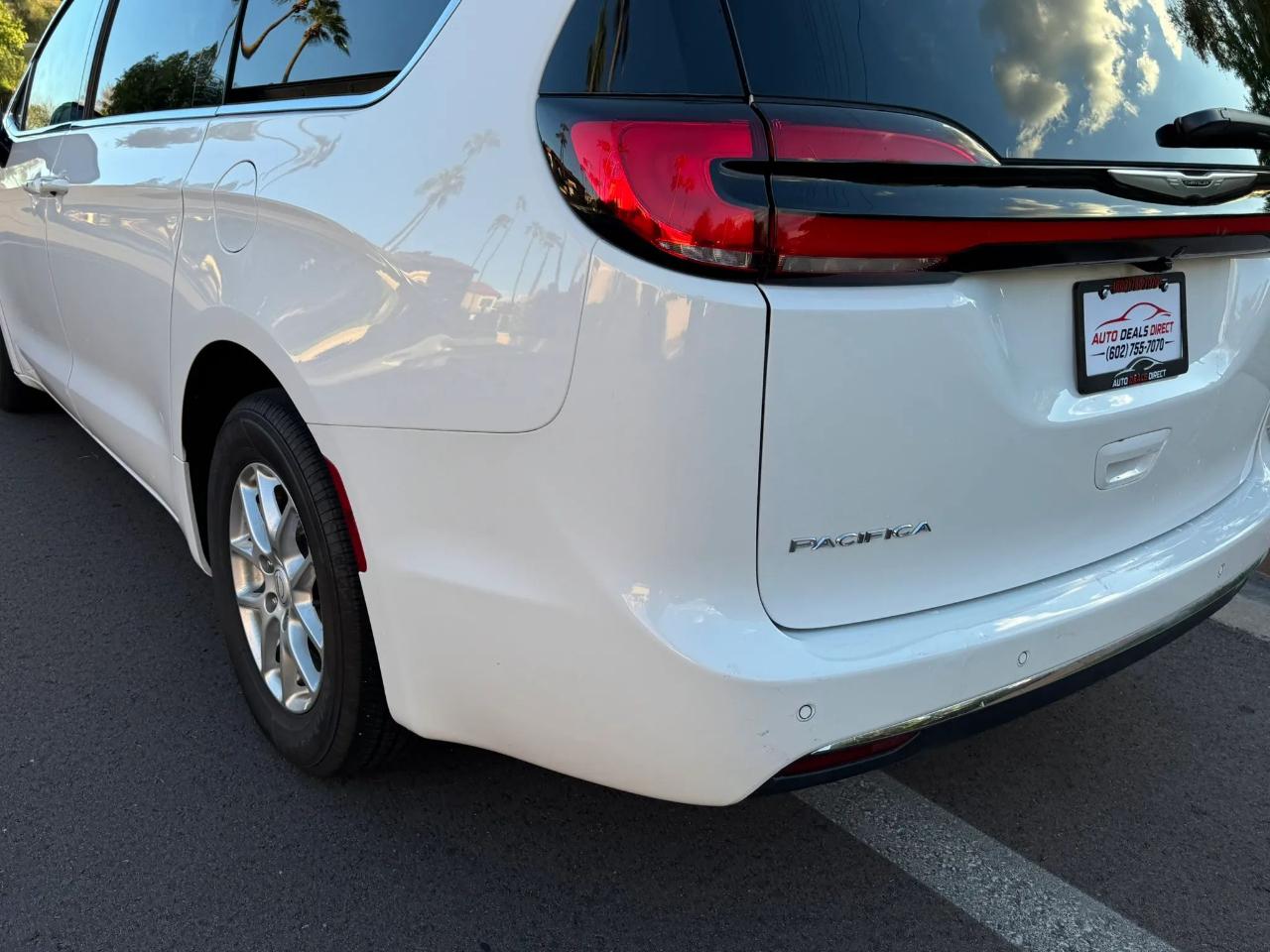 Chrysler Pacifica Select 4D Wagon 2026