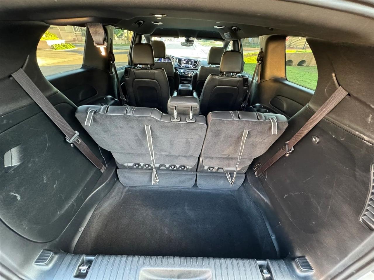 Chrysler Pacifica Select 4D Wagon 2026