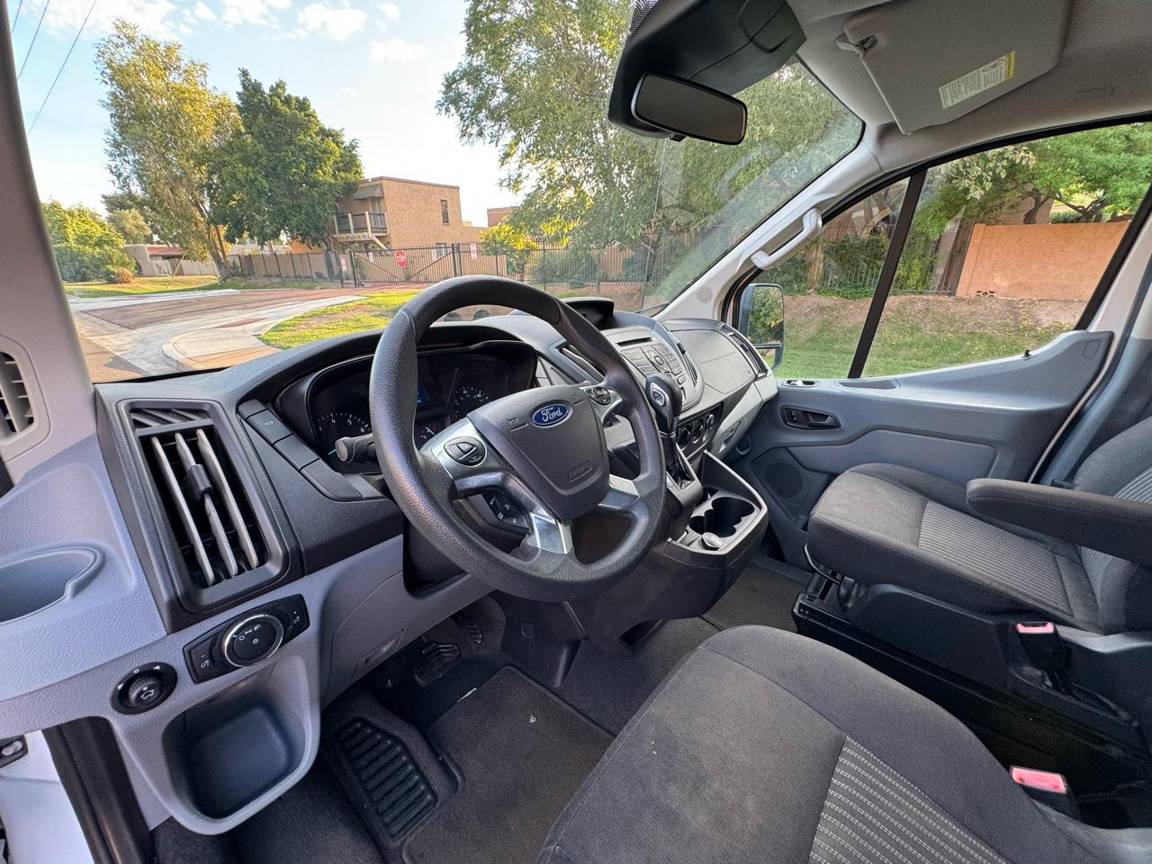 Ford Transit 350 Wagon Low Roof XLT 60/40 Pass. 148-in. WB 2018