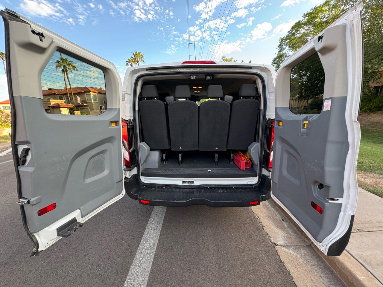 Ford Transit 350 Wagon Low Roof XLT 60/40 Pass. 148-in. WB 2018