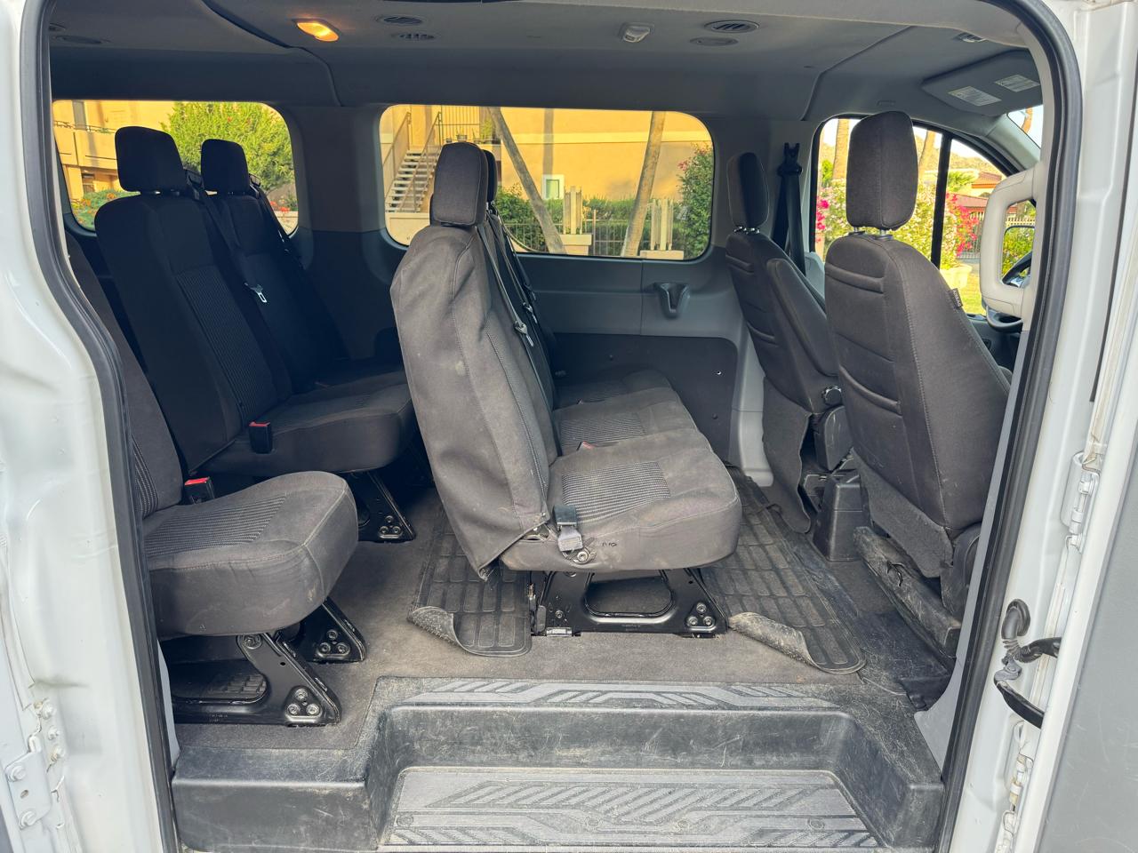Ford Transit 350 Wagon Low Roof XLT 60/40 Pass. 148-in. WB 2018