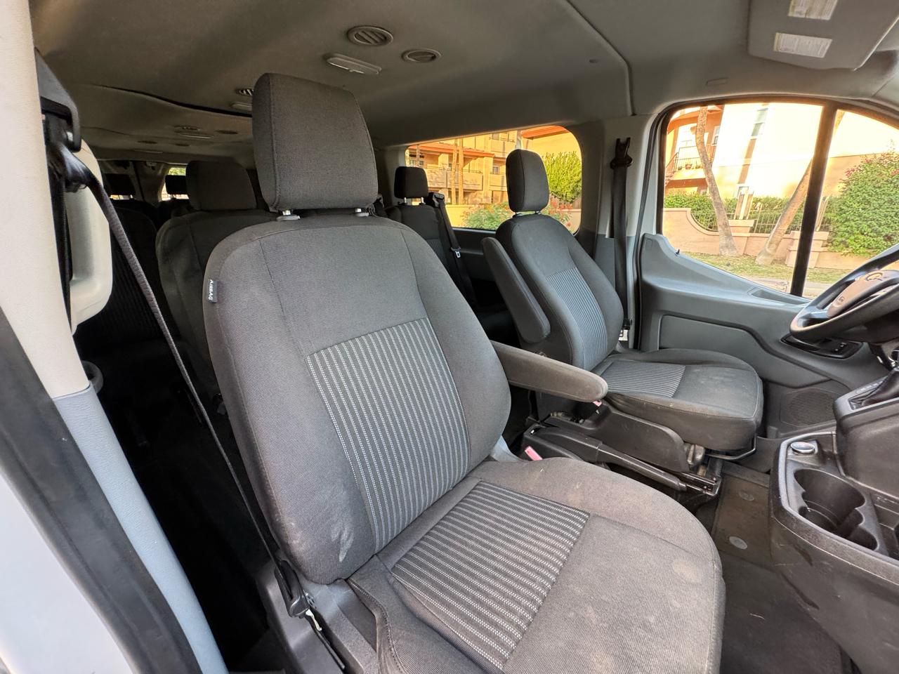 Ford Transit 350 Wagon Low Roof XLT 60/40 Pass. 148-in. WB 2018