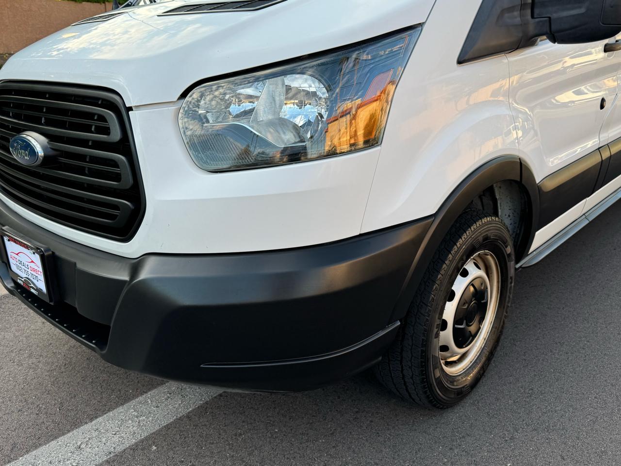 Ford Transit 350 Wagon Low Roof XLT 60/40 Pass. 148-in. WB 2019