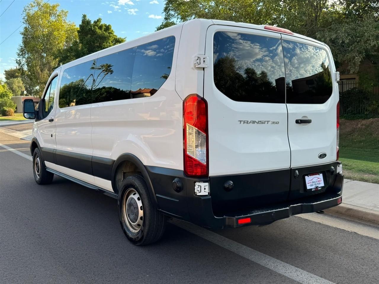 Ford Transit 350 Wagon Low Roof XLT 60/40 Pass. 148-in. WB 2019