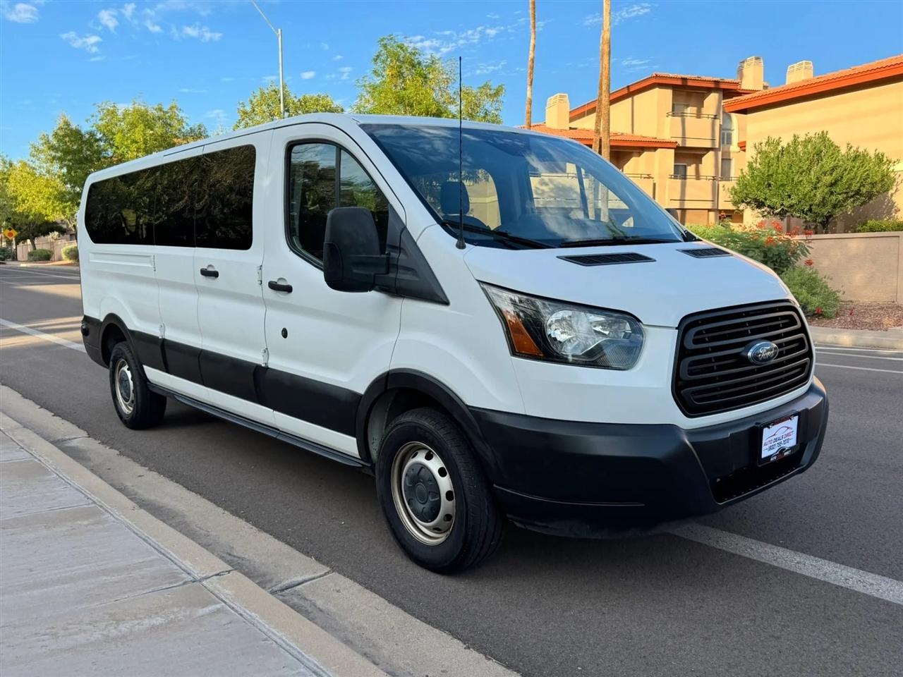 Ford Transit 350 Wagon Low Roof XLT 60/40 Pass. 148-in. WB 2019