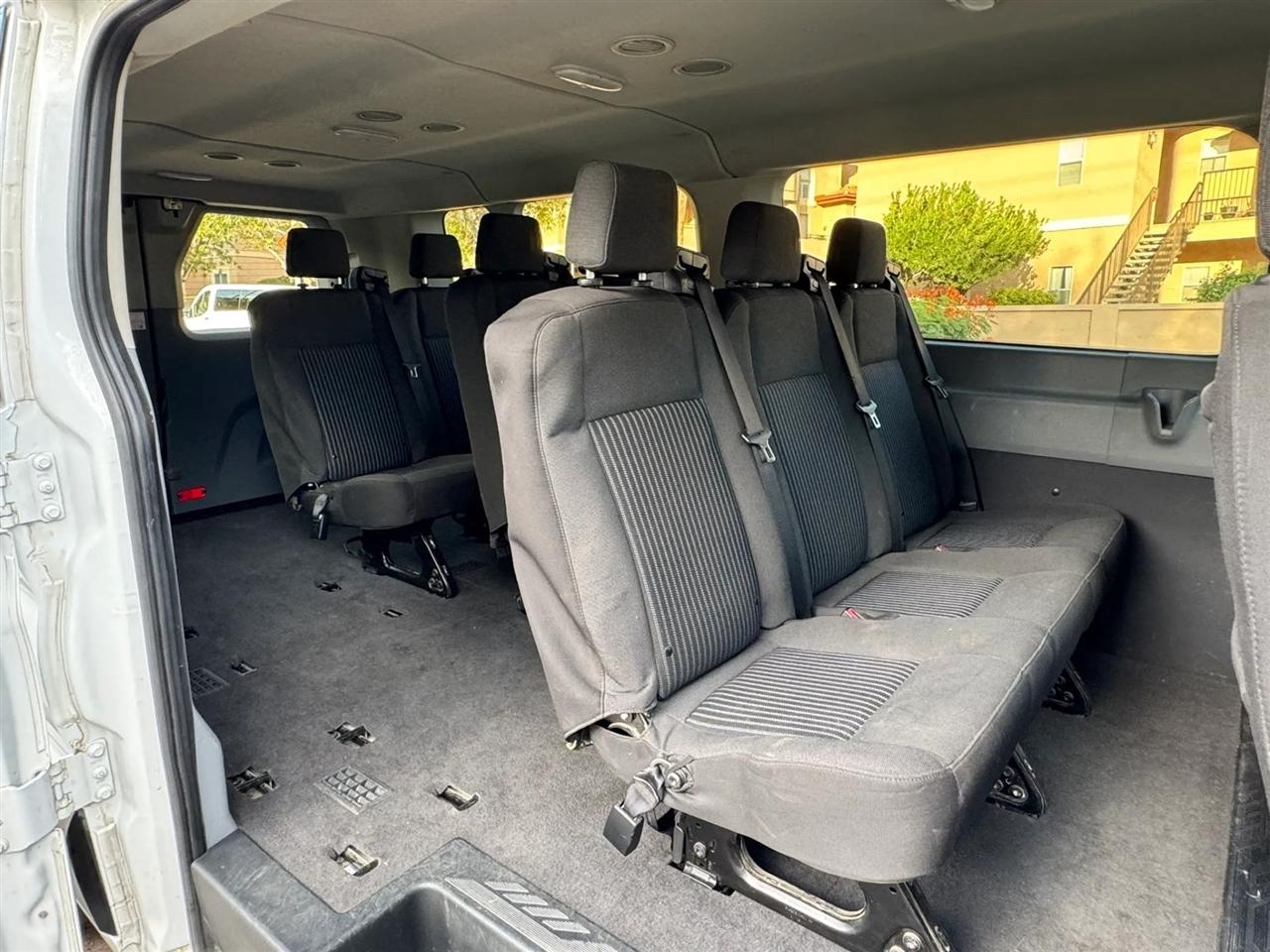 Ford Transit 350 Wagon Low Roof XLT 60/40 Pass. 148-in. WB 2019