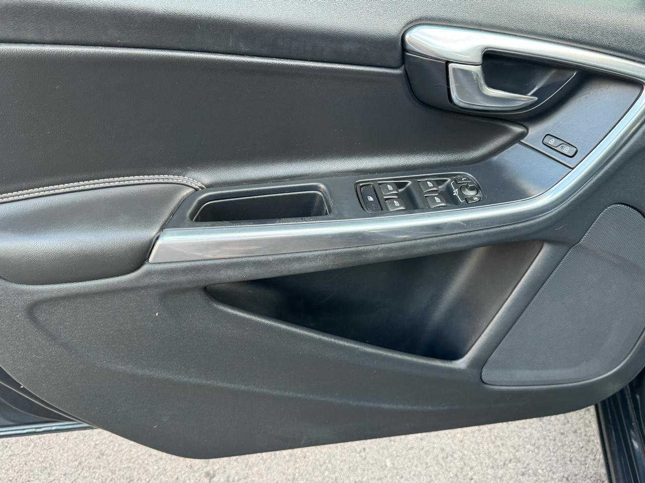 Volvo S60 2.0 Platinum 2015