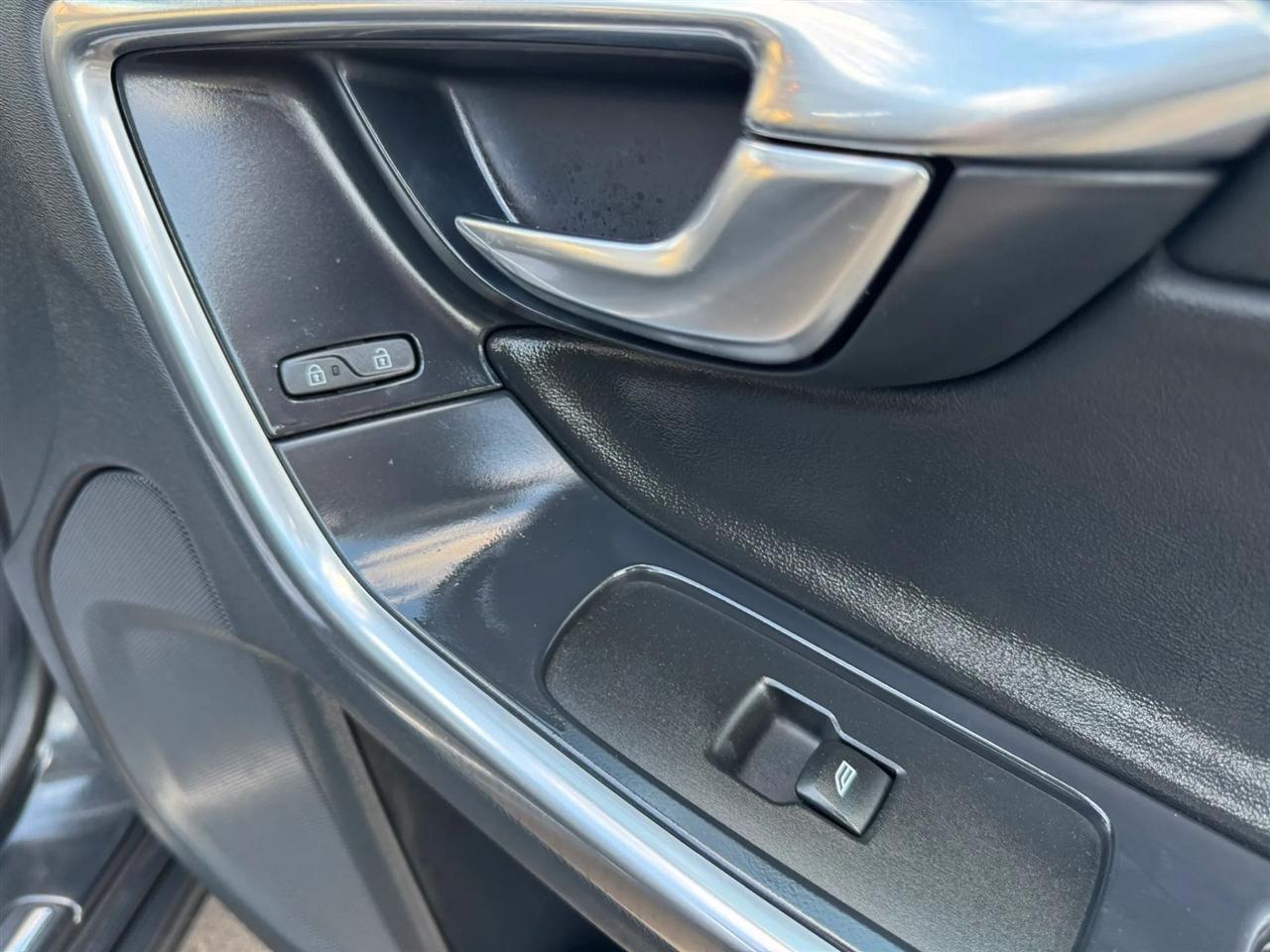 Volvo S60 2.0 Platinum 2015