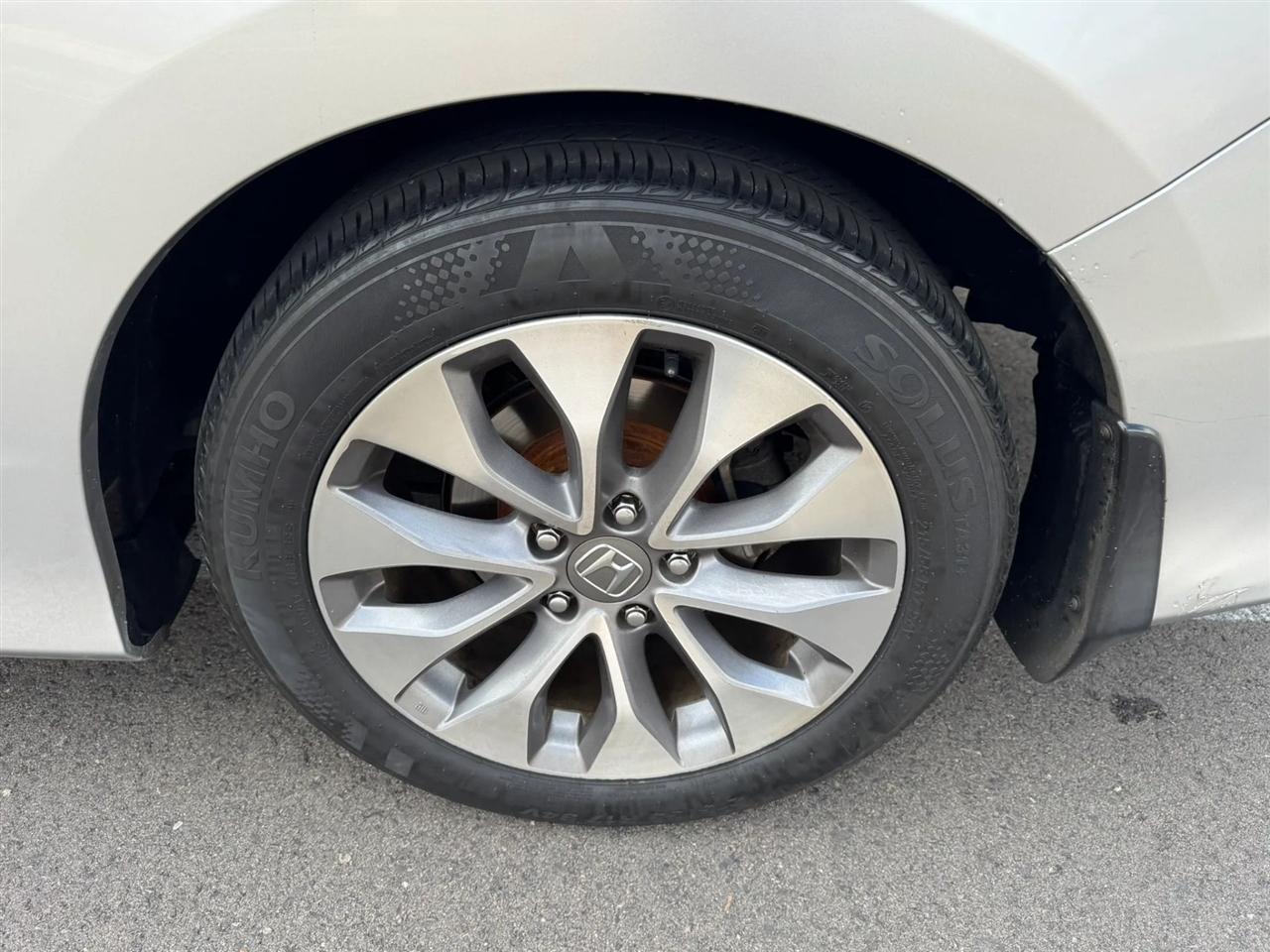 Honda Accord EX-L Coupe CVT 2013