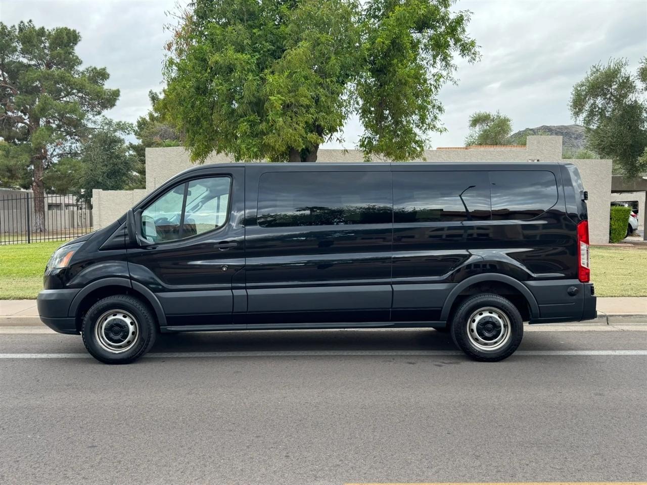 Ford Transit 350 Wagon Low Roof XL 60/40 Pass. 148-in. WB 2018