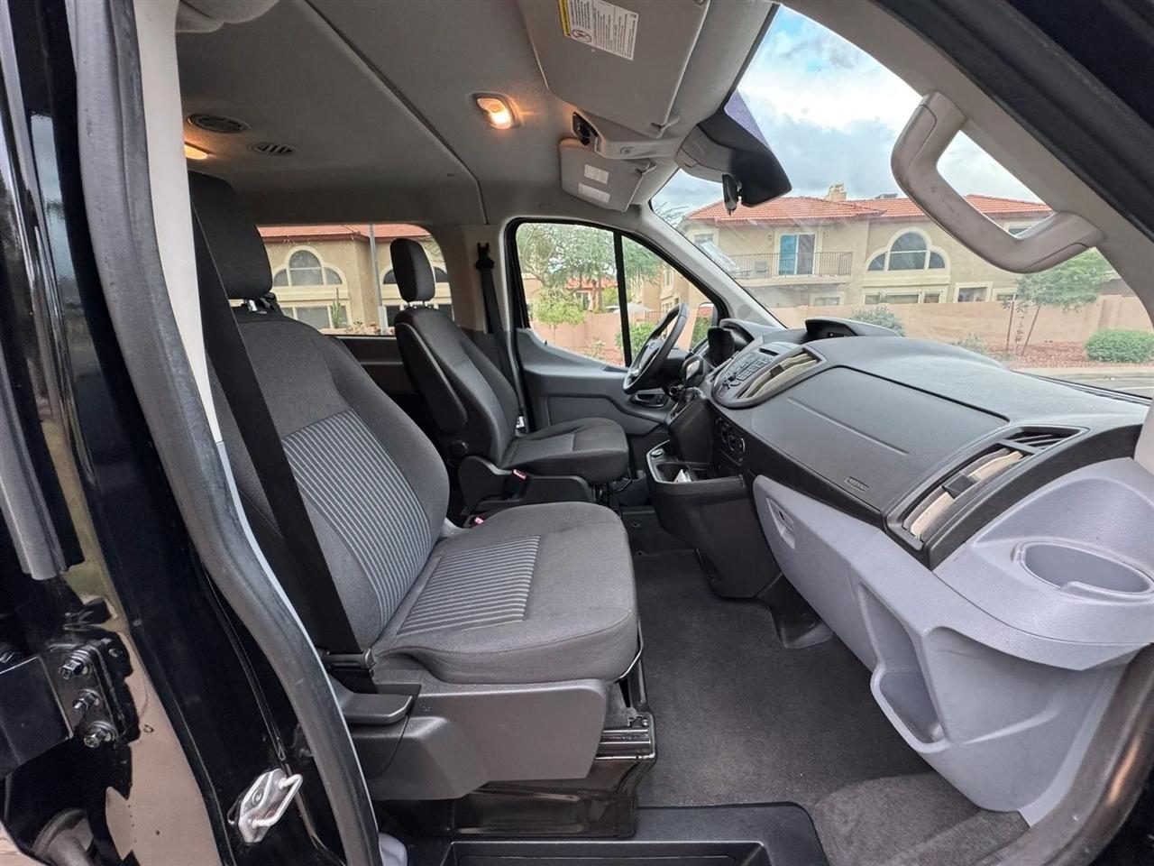 Ford Transit 350 Wagon Low Roof XL 60/40 Pass. 148-in. WB 2018