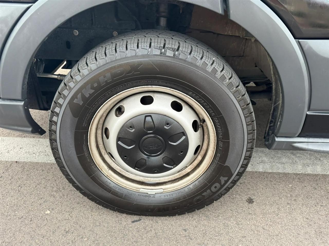 Ford Transit 350 Wagon Low Roof XL 60/40 Pass. 148-in. WB 2018