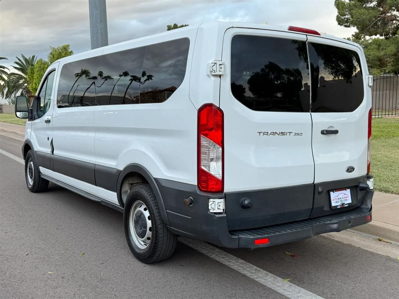 Ford Transit 350 Wagon Low Roof XL 60/40 Pass. 148-in. WB 2018